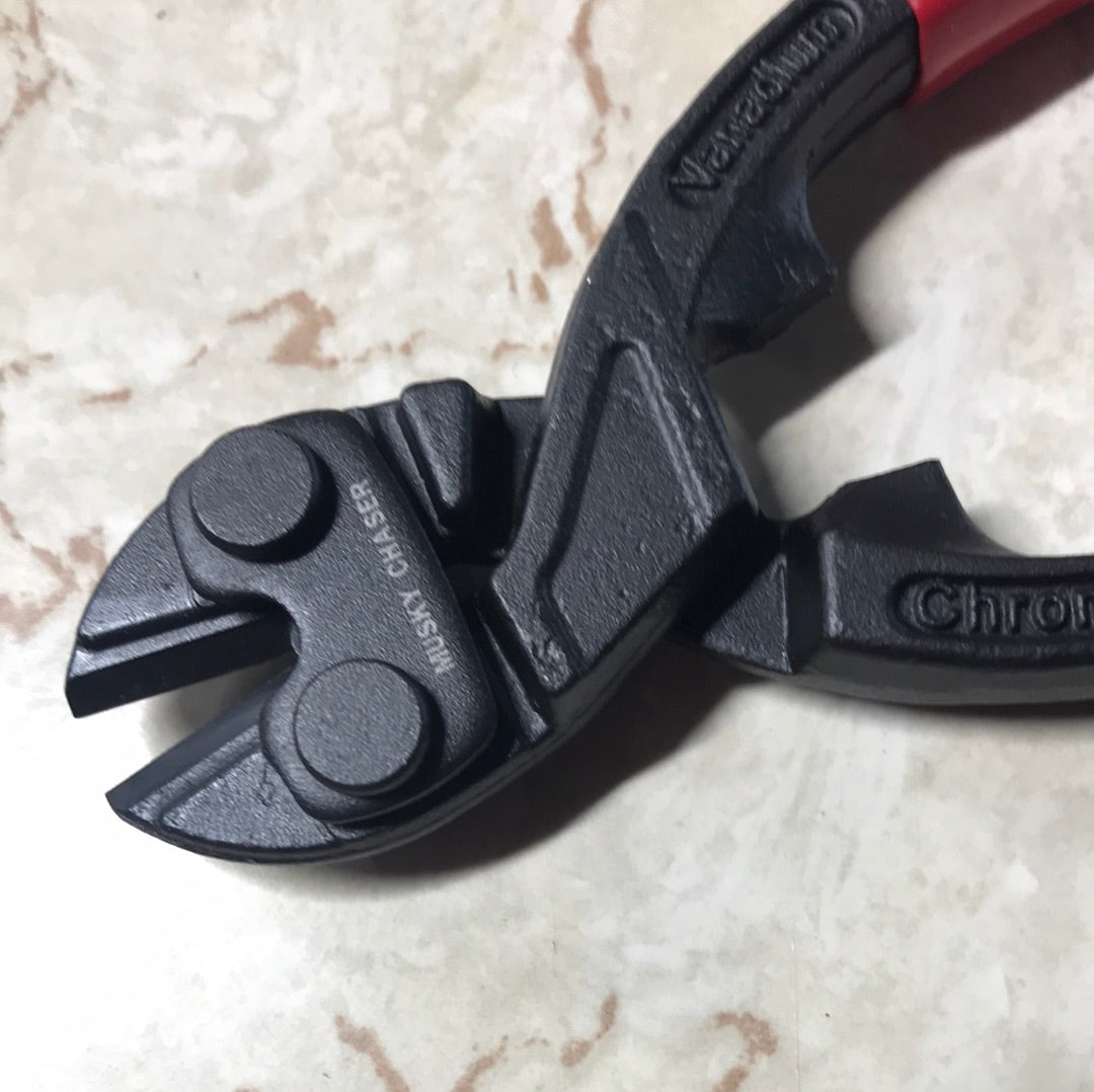 Musky Chasers Hook Cutter Pliers