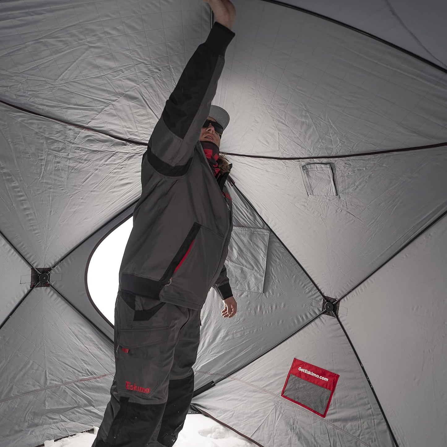 Eskimo Outbreak 350XD Insulated Shelter [Shipping Size 58x11x11=112]
