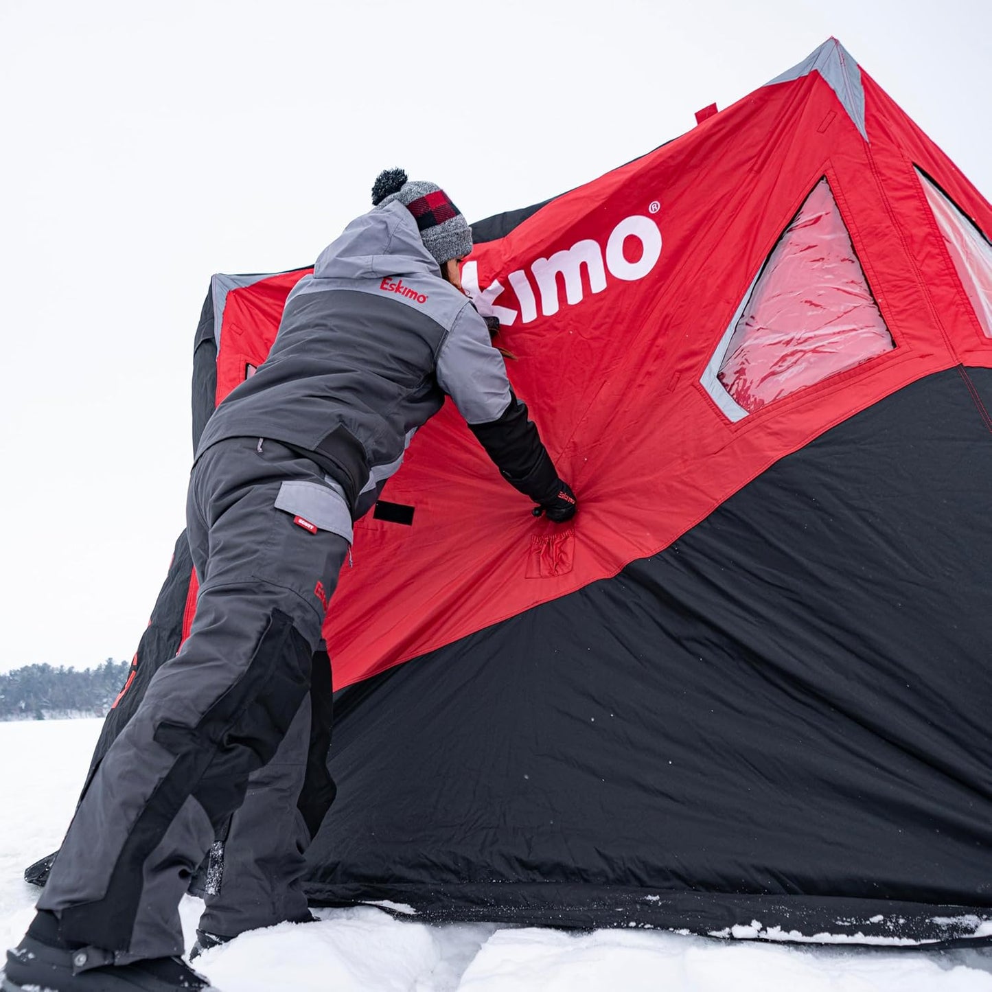 Eskimo Outbreak 350XD Insulated Shelter [Shipping Size 58x11x11=112]