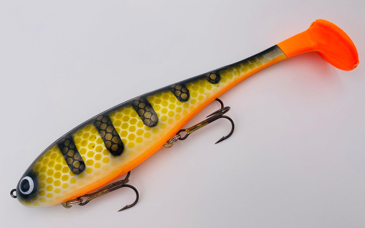 Musky Innovations Shallow Swimmin' Dawg – 8" Musky Swimbait