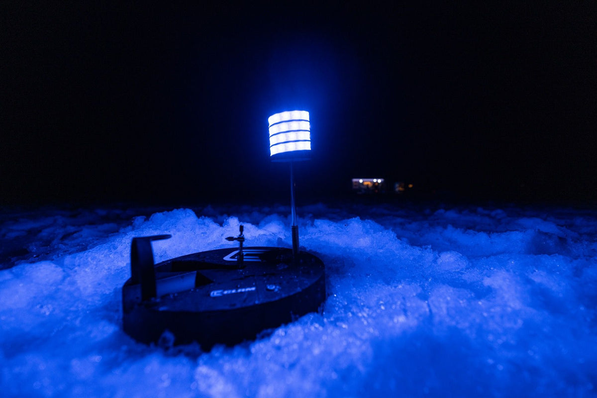 Clam Watchtower Lighted Thermal Tip-Up - 17458